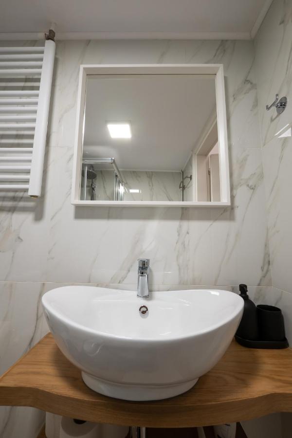 Ikos Central Spacious Apartment Салоники Экстерьер фото